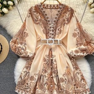Boho-Chic Traum: Das Paisley-Kleid/Tunika mit Puffärmeln und Gürtel